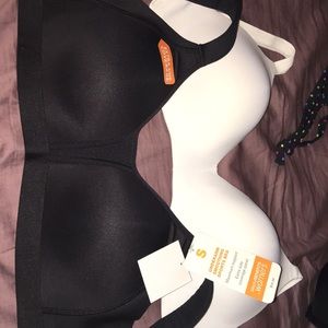 NWOT non wire bra